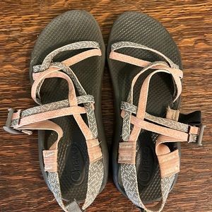 Girls Chacos size 5